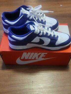 Nike Men’s Low-Top Sneakers - White & Purple